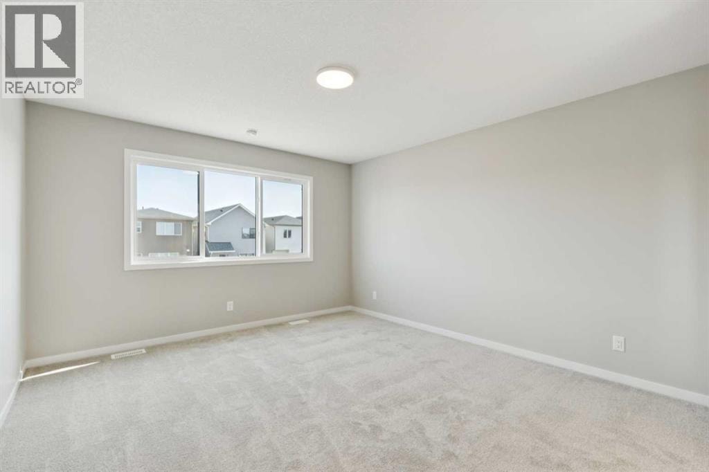 302 Hotchkiss Common SE — photo 24