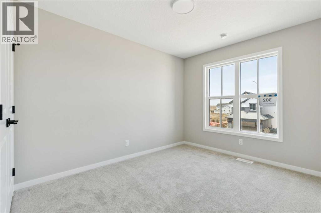 302 Hotchkiss Common SE — photo 30