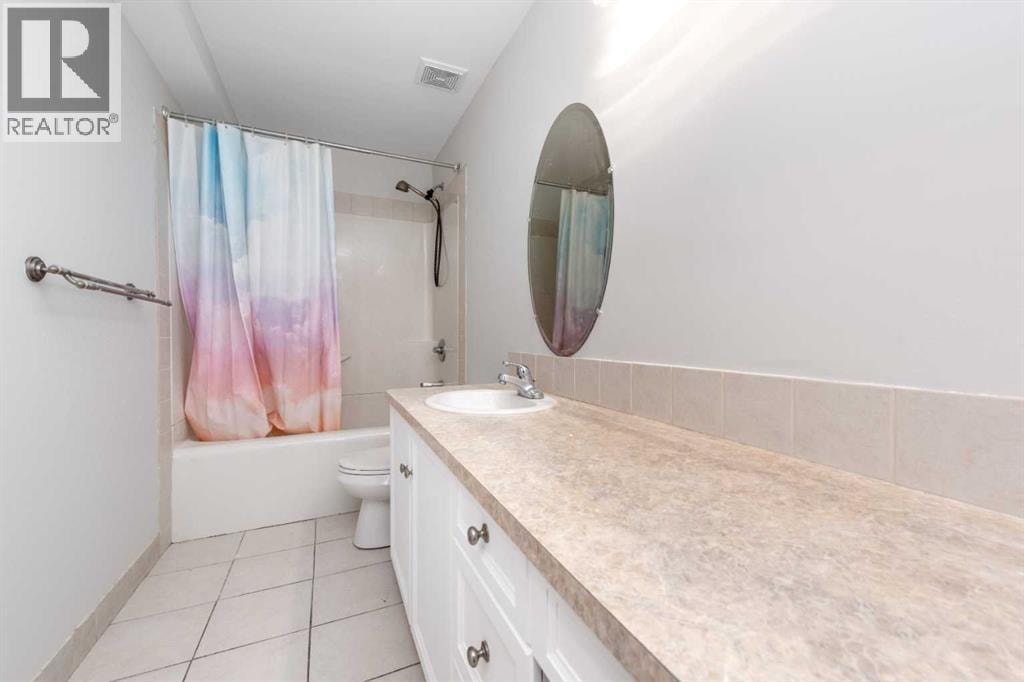 83 Cranleigh Common SE — photo 40
