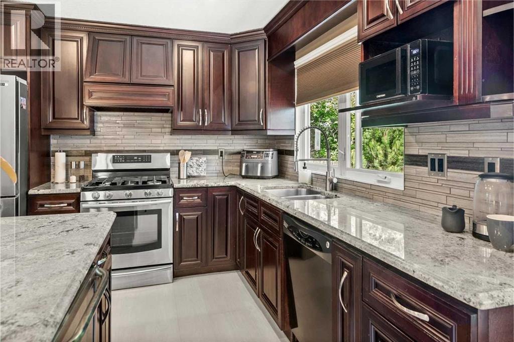 784 Acadia Drive SE — photo 14