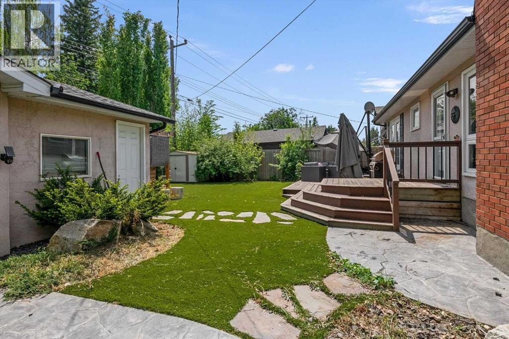 784 Acadia Drive SE — photo 38