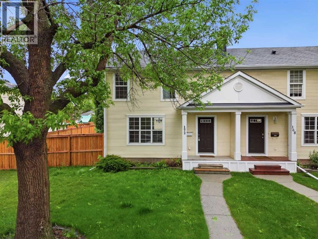 172 Somme Manor SW — photo 2