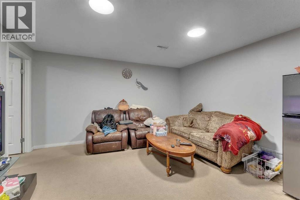 153 Saddlemead Road NE — photo 30