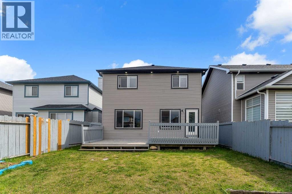 153 Saddlemead Road NE — photo 37