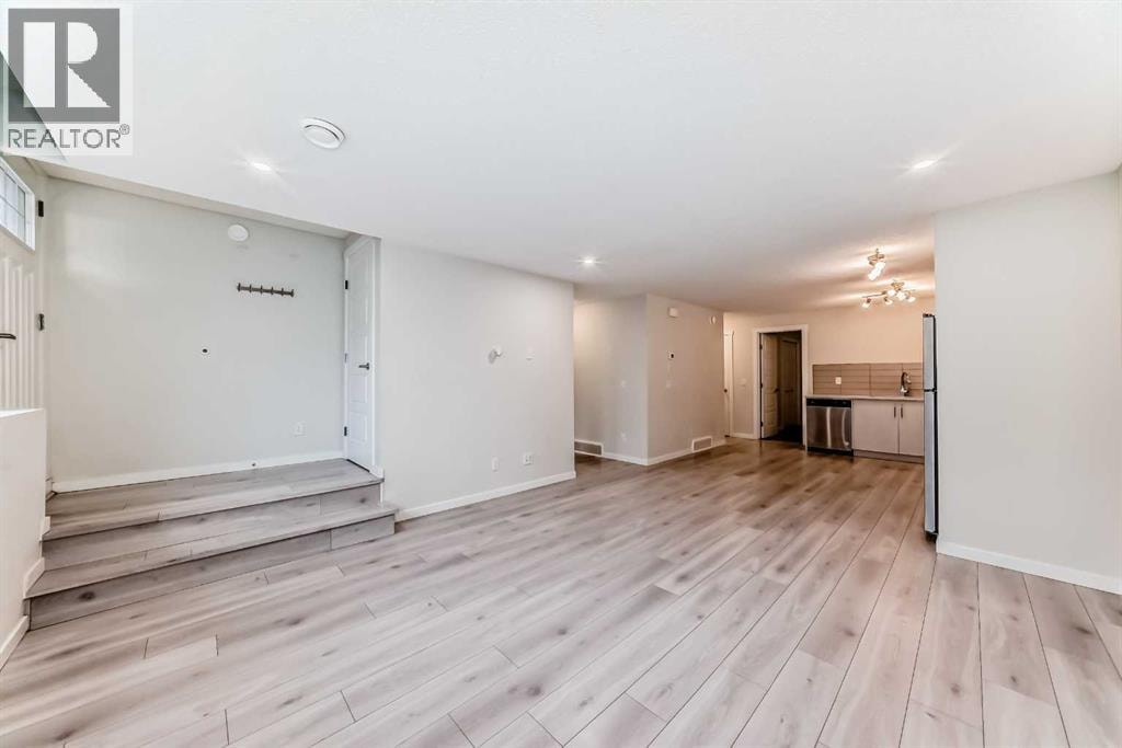 152 Cranbrook Square SE — photo 10