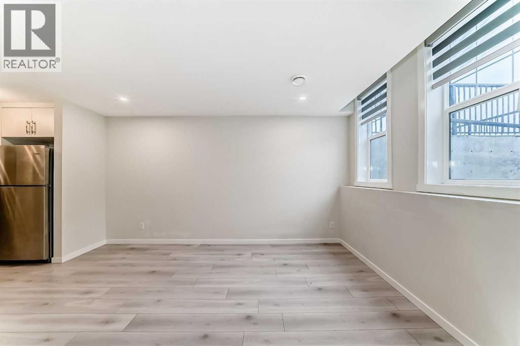 152 Cranbrook Square SE — photo 9
