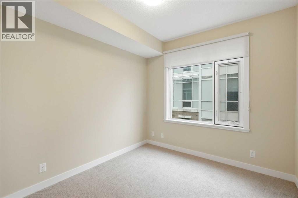 701, 16 Varsity Estates Circle NW — photo 14