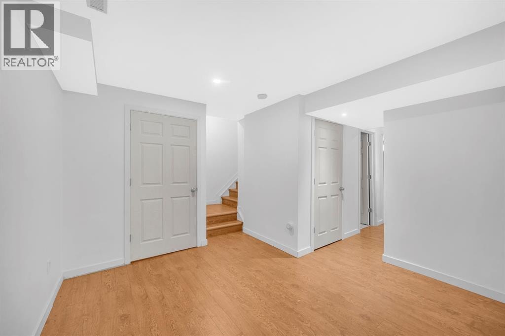 2204, 111 Tarawood Lane NE — photo 17