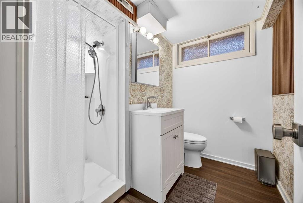 1232 40 Avenue NW — photo 34