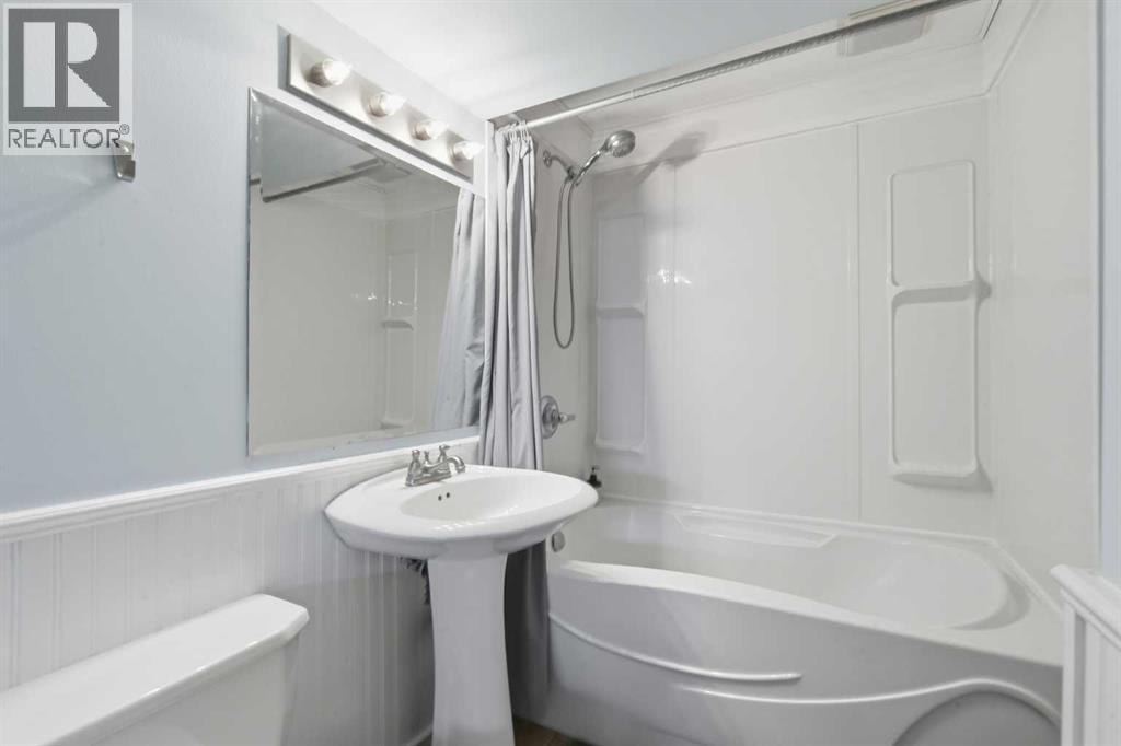 420 Summerwood Place SE — photo 18