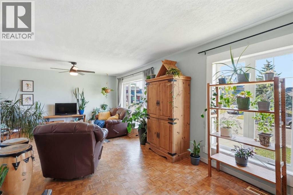 420 Summerwood Place SE — photo 5