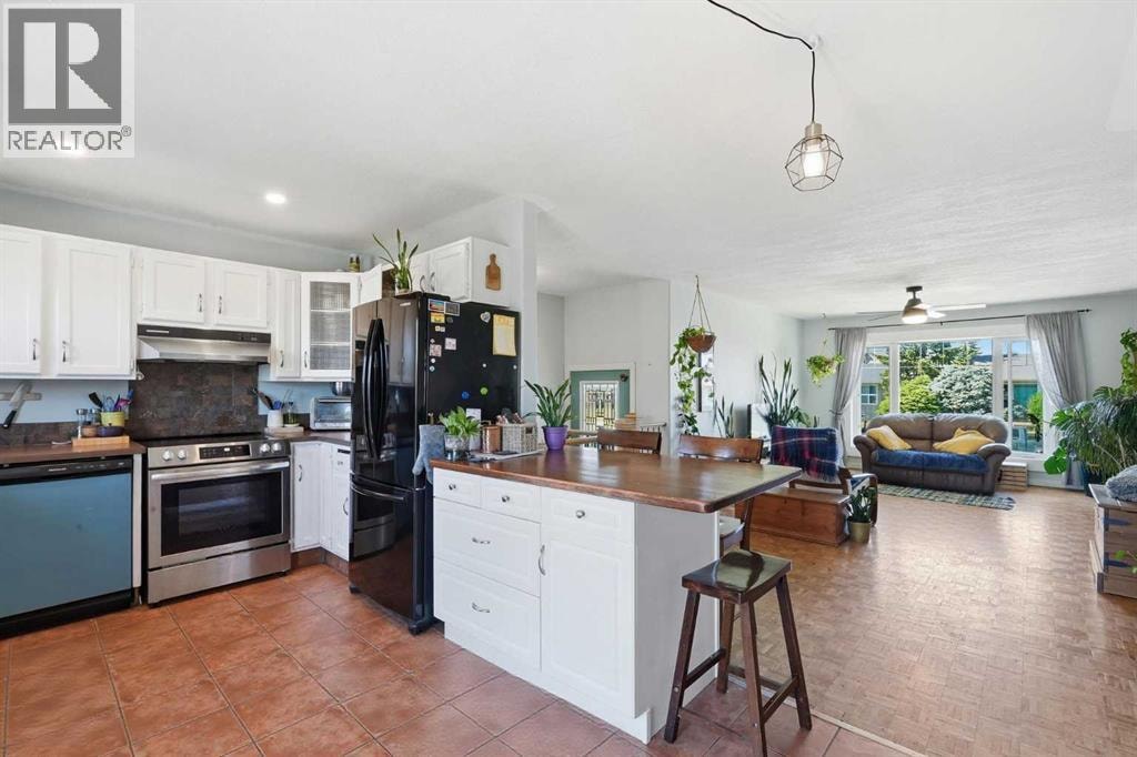 420 Summerwood Place SE — photo 9