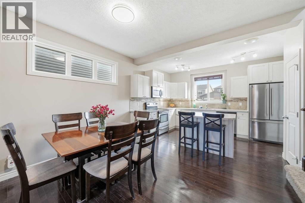 67 Evanspark Road NW — photo 9