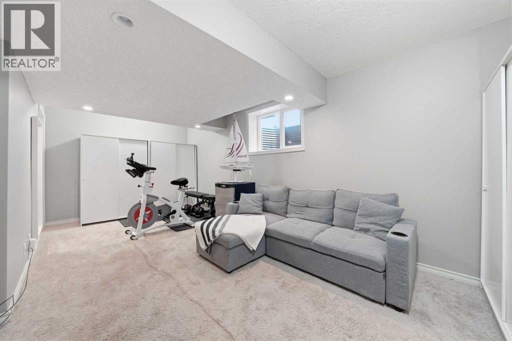 67 Evanspark Road NW — photo 21