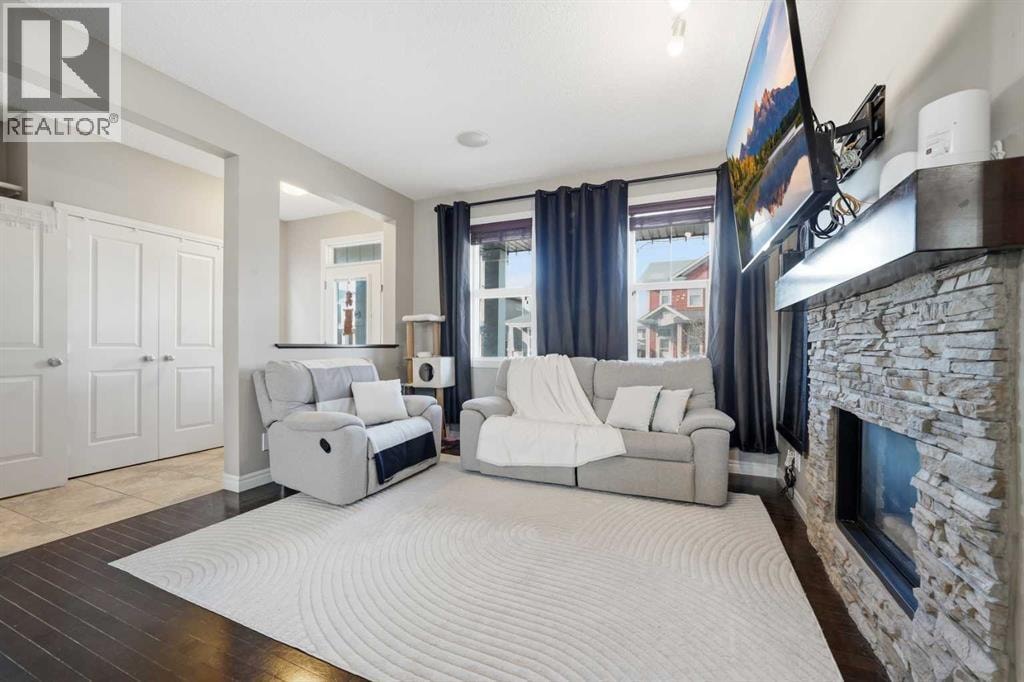 67 Evanspark Road NW — photo 4