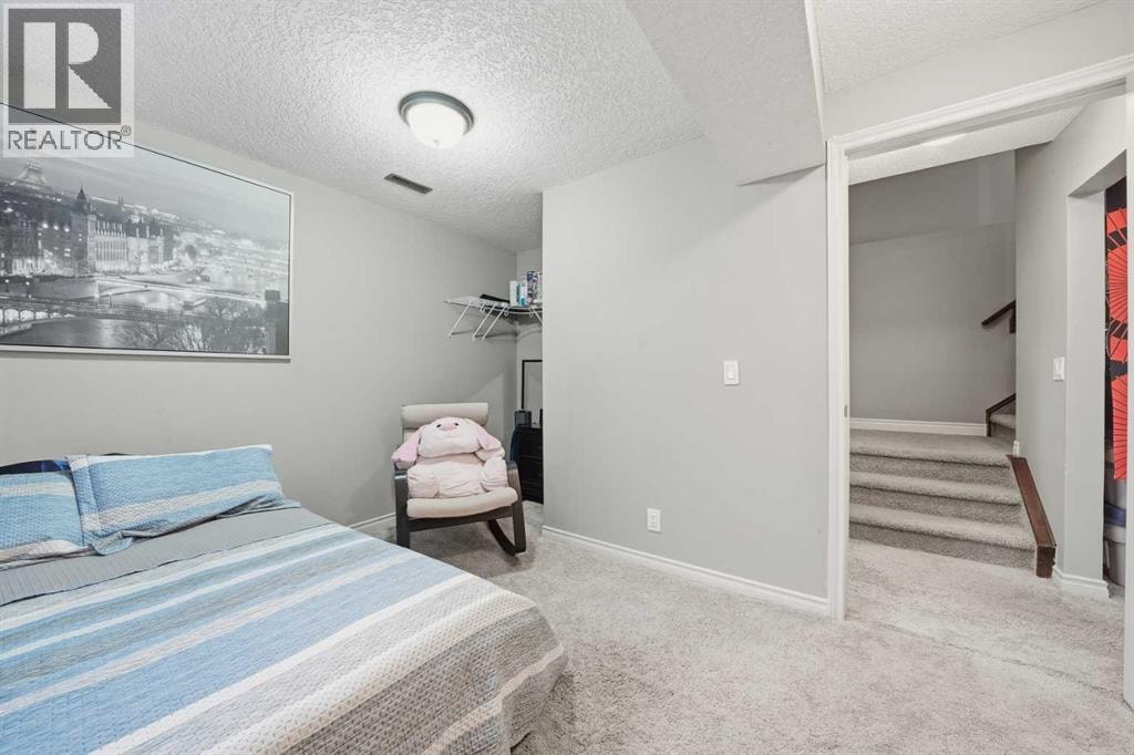 67 Evanspark Road NW — photo 24