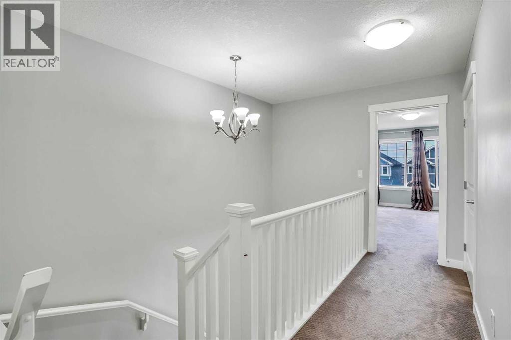5 Red Embers Row NE — photo 42