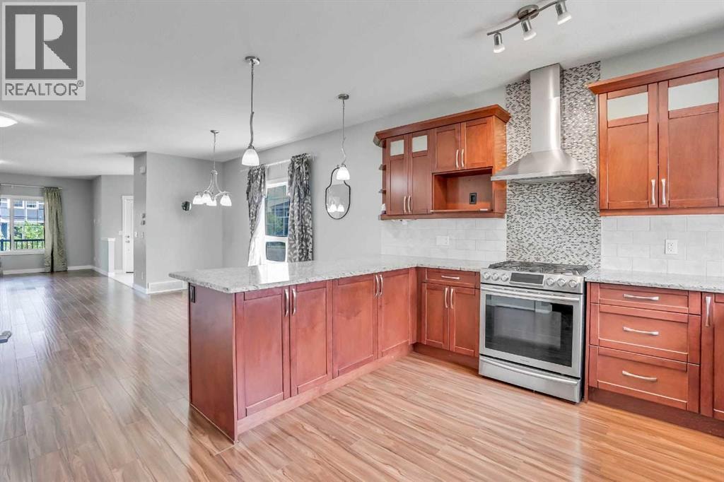 5 Red Embers Row NE — photo 36