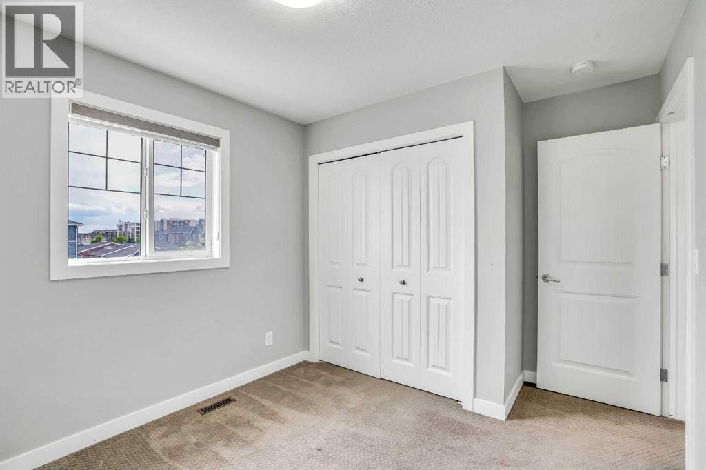5 Red Embers Row NE — photo 48