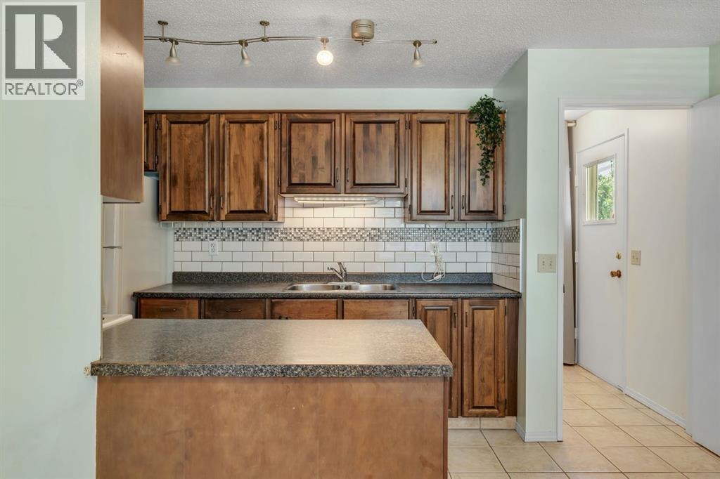 127 Falshire Way NE — photo 11