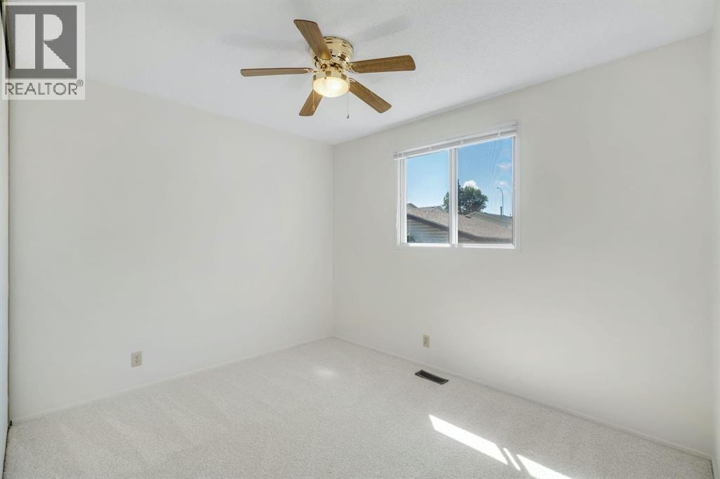 127 Falshire Way NE — photo 16