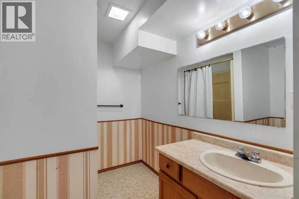 127 Falshire Way NE — photo 31