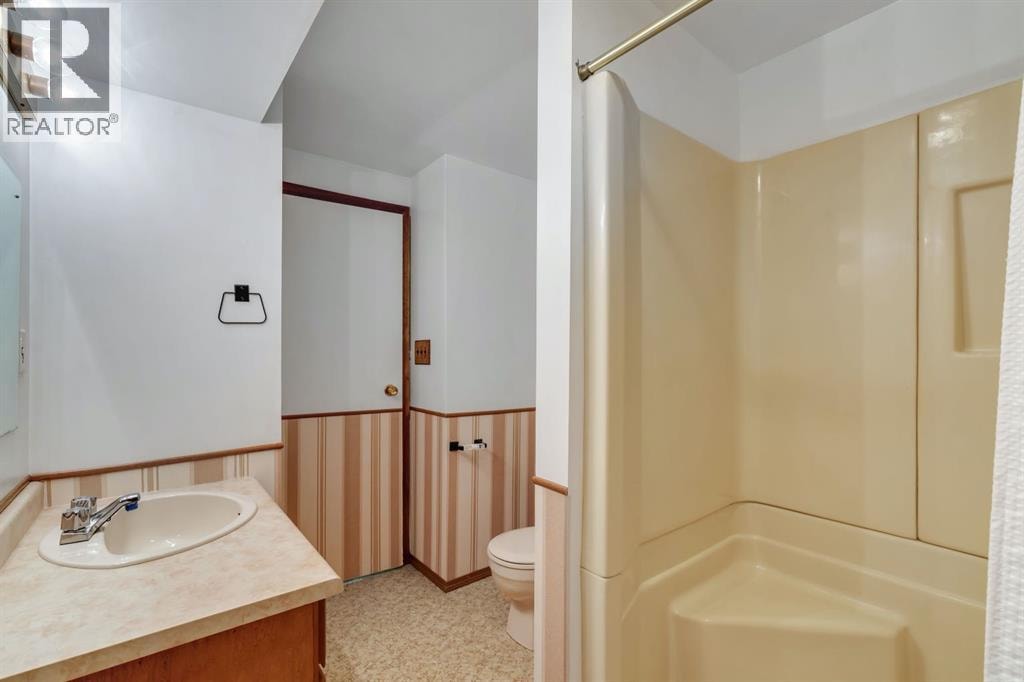 127 Falshire Way NE — photo 32