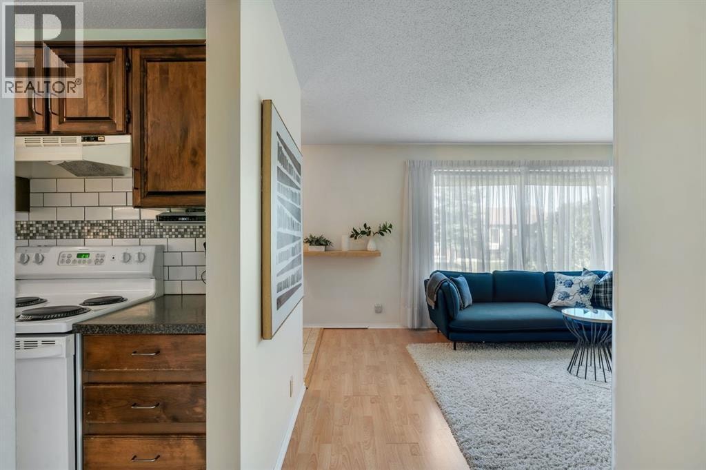 127 Falshire Way NE — photo 8