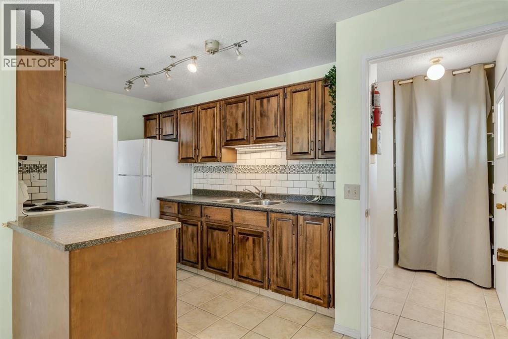 127 Falshire Way NE — photo 9