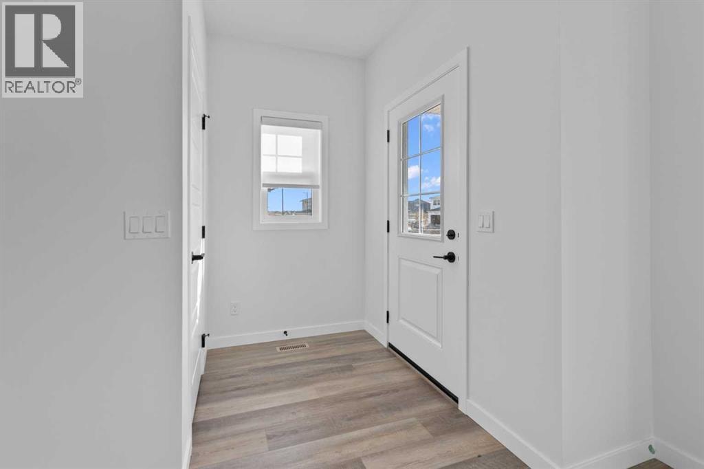 994 Chinook Winds Meadow SW — photo 4