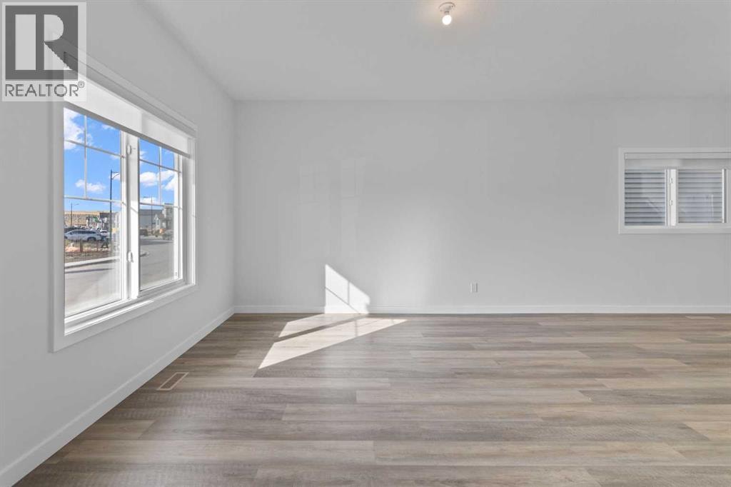 994 Chinook Winds Meadow SW — photo 5