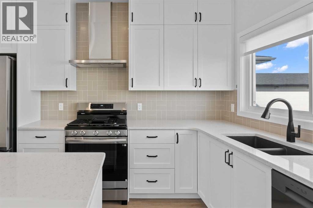 994 Chinook Winds Meadow SW — photo 13
