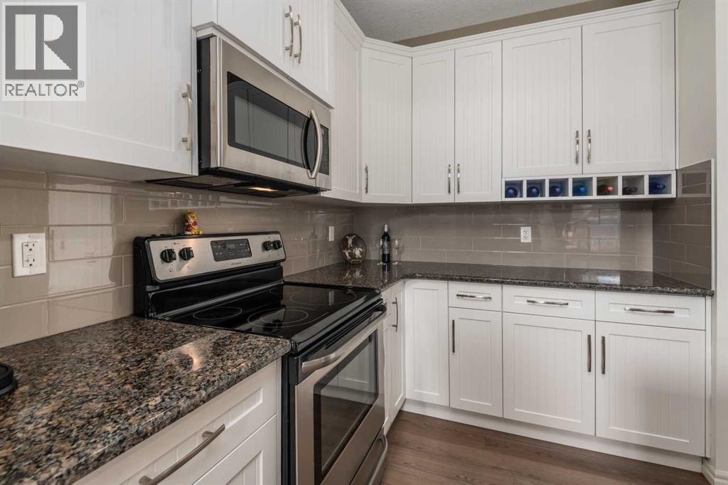 390 River Heights Crescent — photo 9