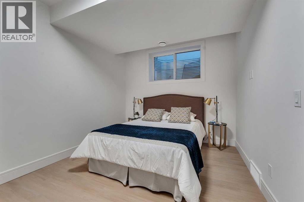 1729 19 Avenue NW — photo 41
