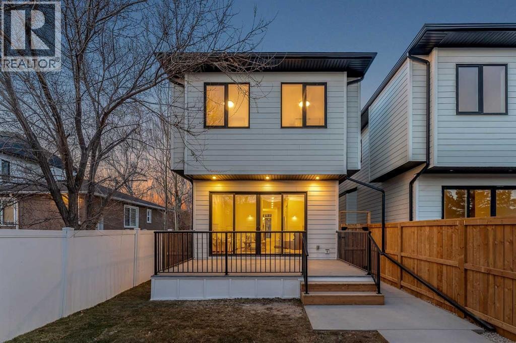 1729 19 Avenue NW — photo 43
