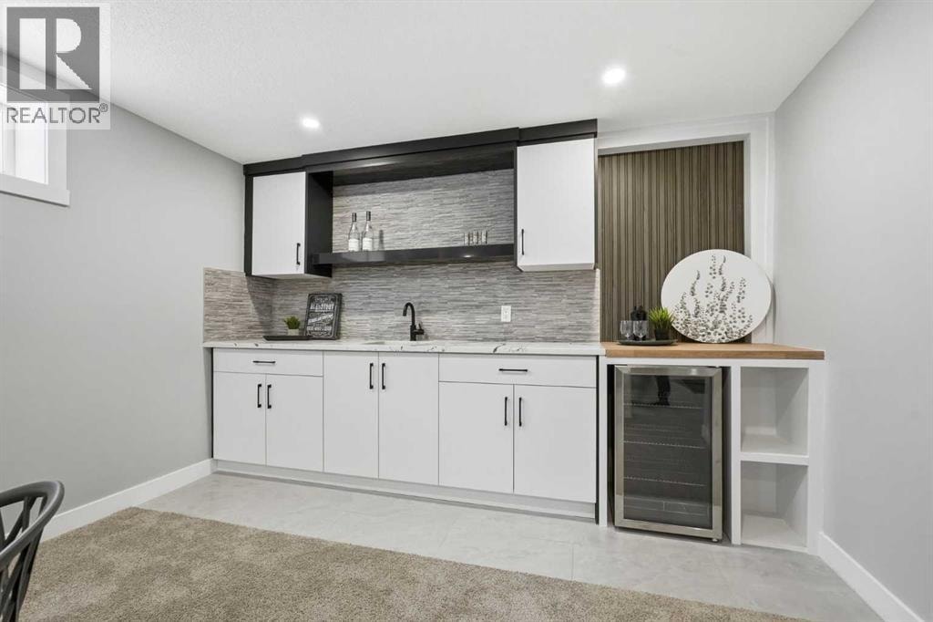 8616 7 Street SW — photo 37