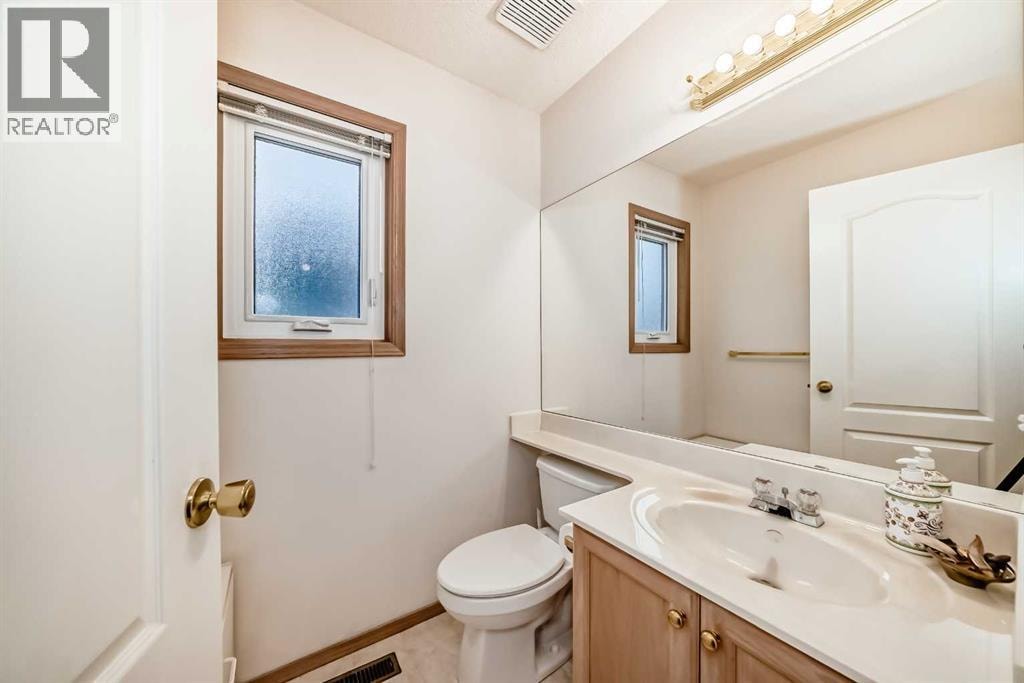 83 Hawkmount Green NW — photo 14