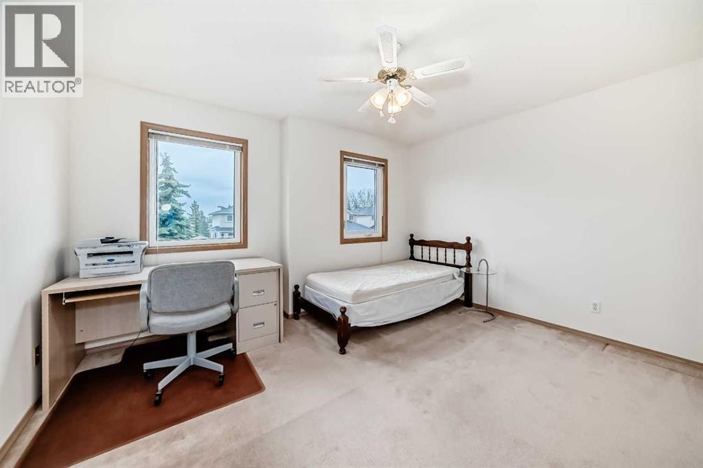 83 Hawkmount Green NW — photo 20