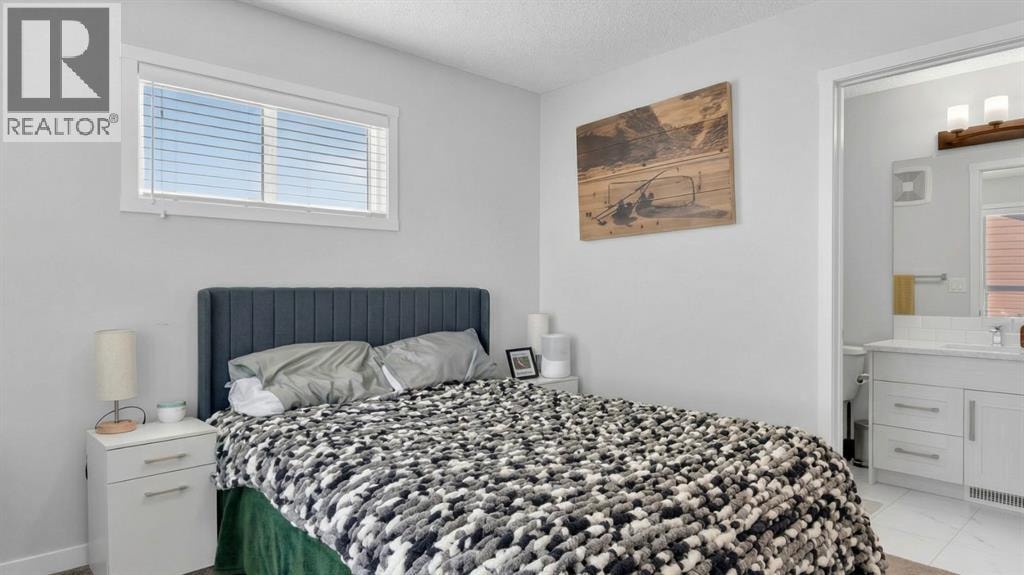220 HARVEST GROVE Walk NE — photo 14