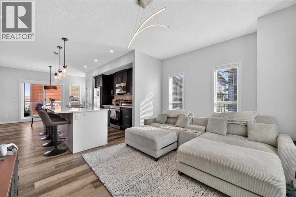 220 HARVEST GROVE Walk NE — photo 7