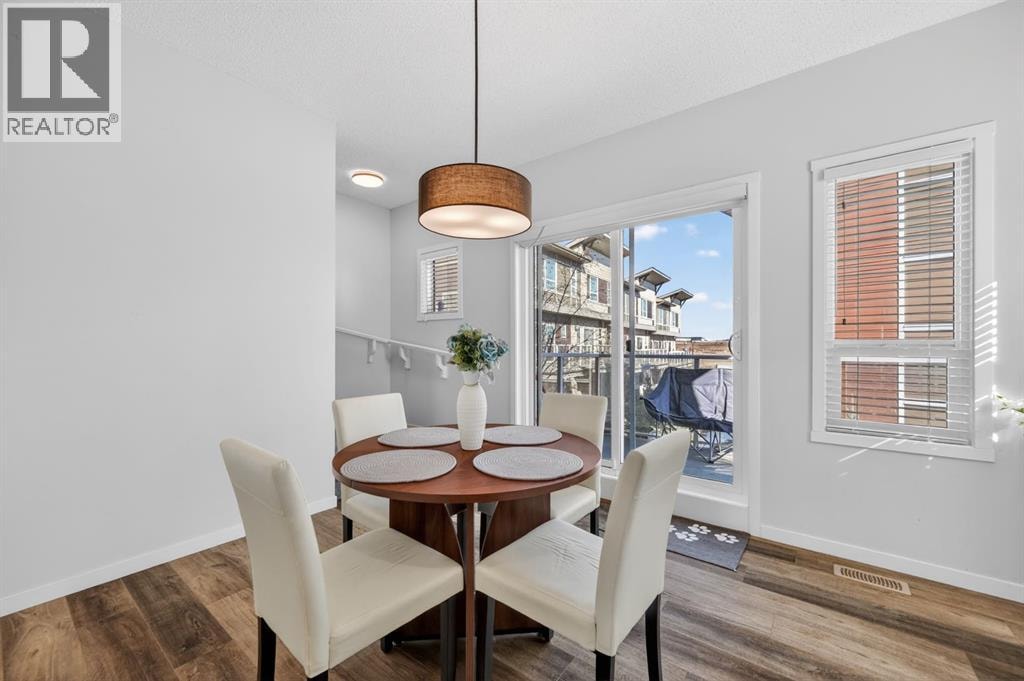 220 HARVEST GROVE Walk NE — photo 11