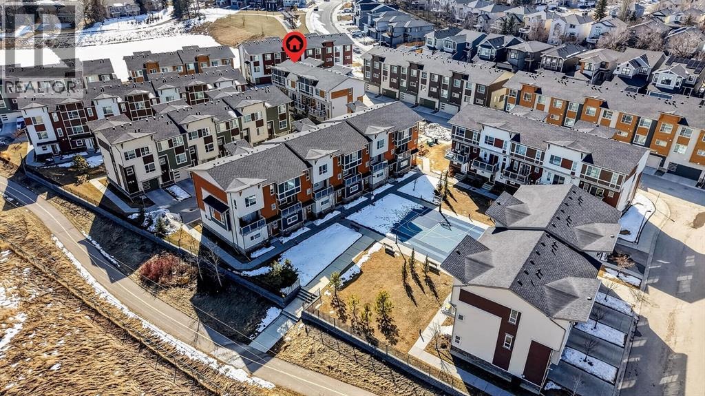 220 HARVEST GROVE Walk NE — photo 31