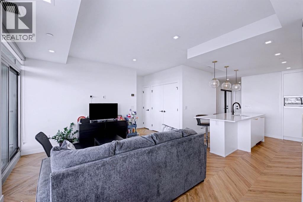 303, 8505 Broadcast Avenue SW — photo 16