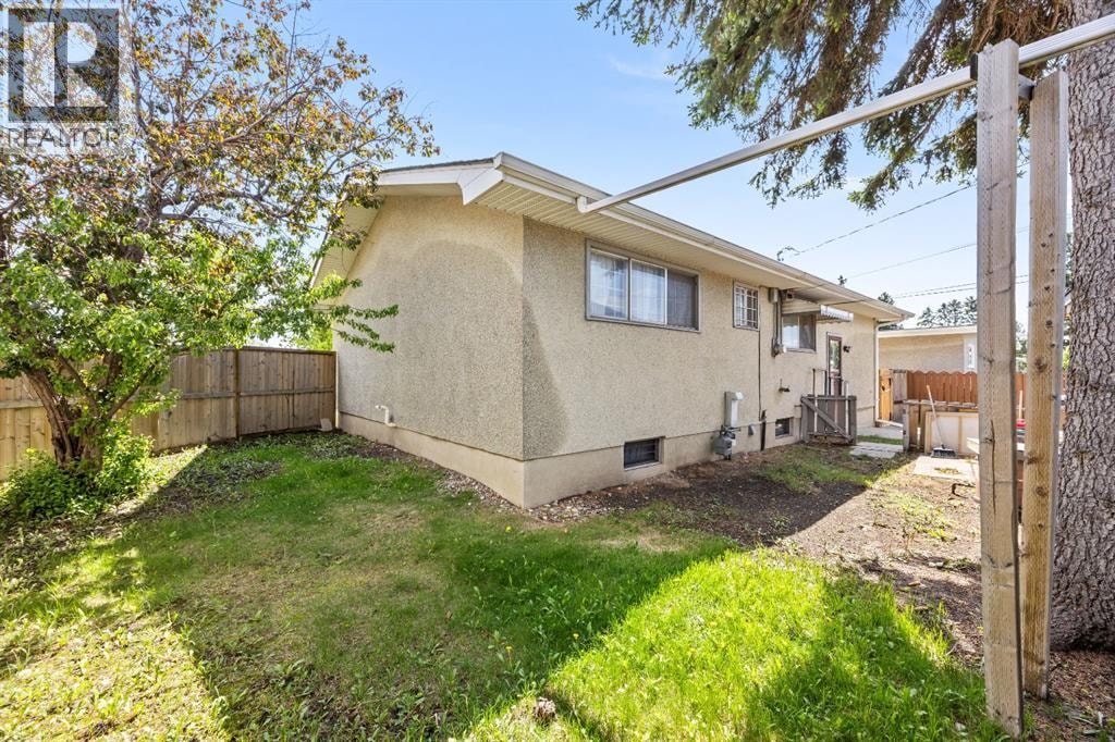 1307 Radisson Drive SE — photo 37