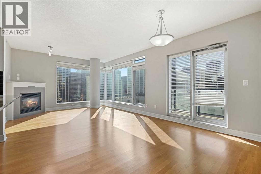 1607, 910 5 Avenue SW — photo 10