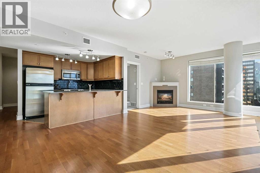 1607, 910 5 Avenue SW — photo 11