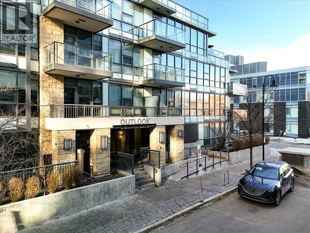 214, 51 Waterfront Mews SW — photo 6
