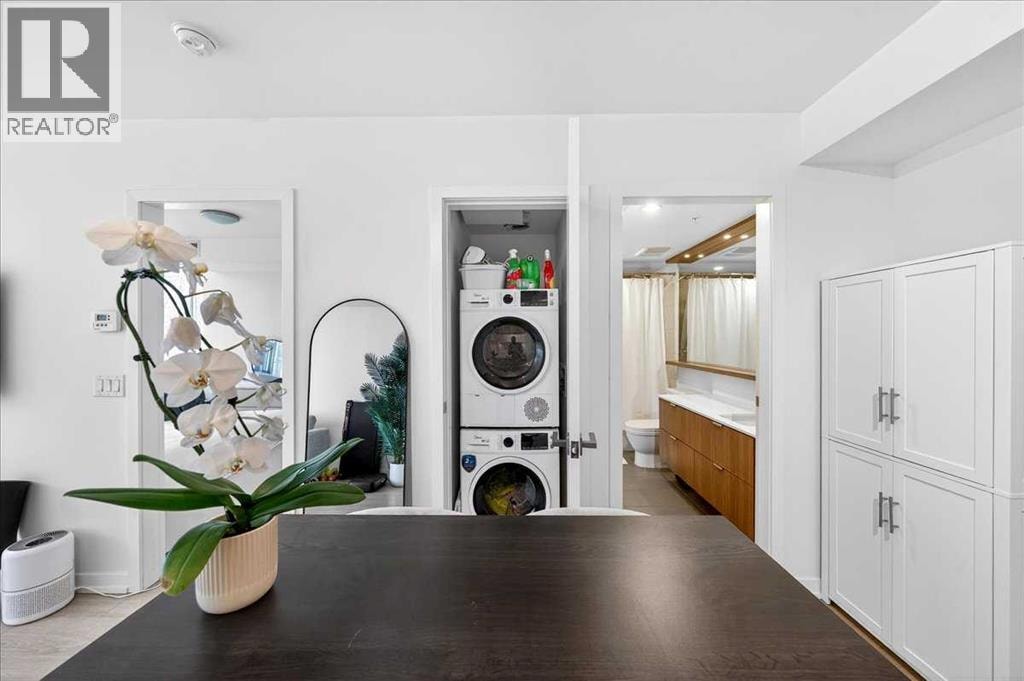 214, 51 Waterfront Mews SW — photo 28