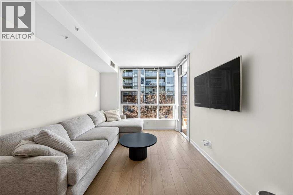 214, 51 Waterfront Mews SW — photo 21