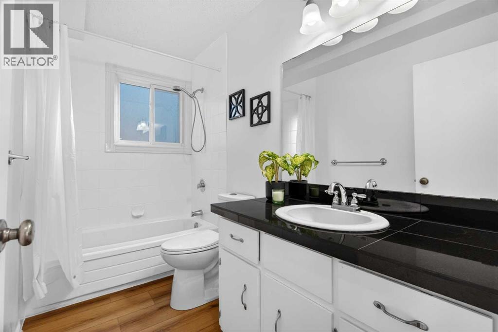 303 Woodside Place — photo 23